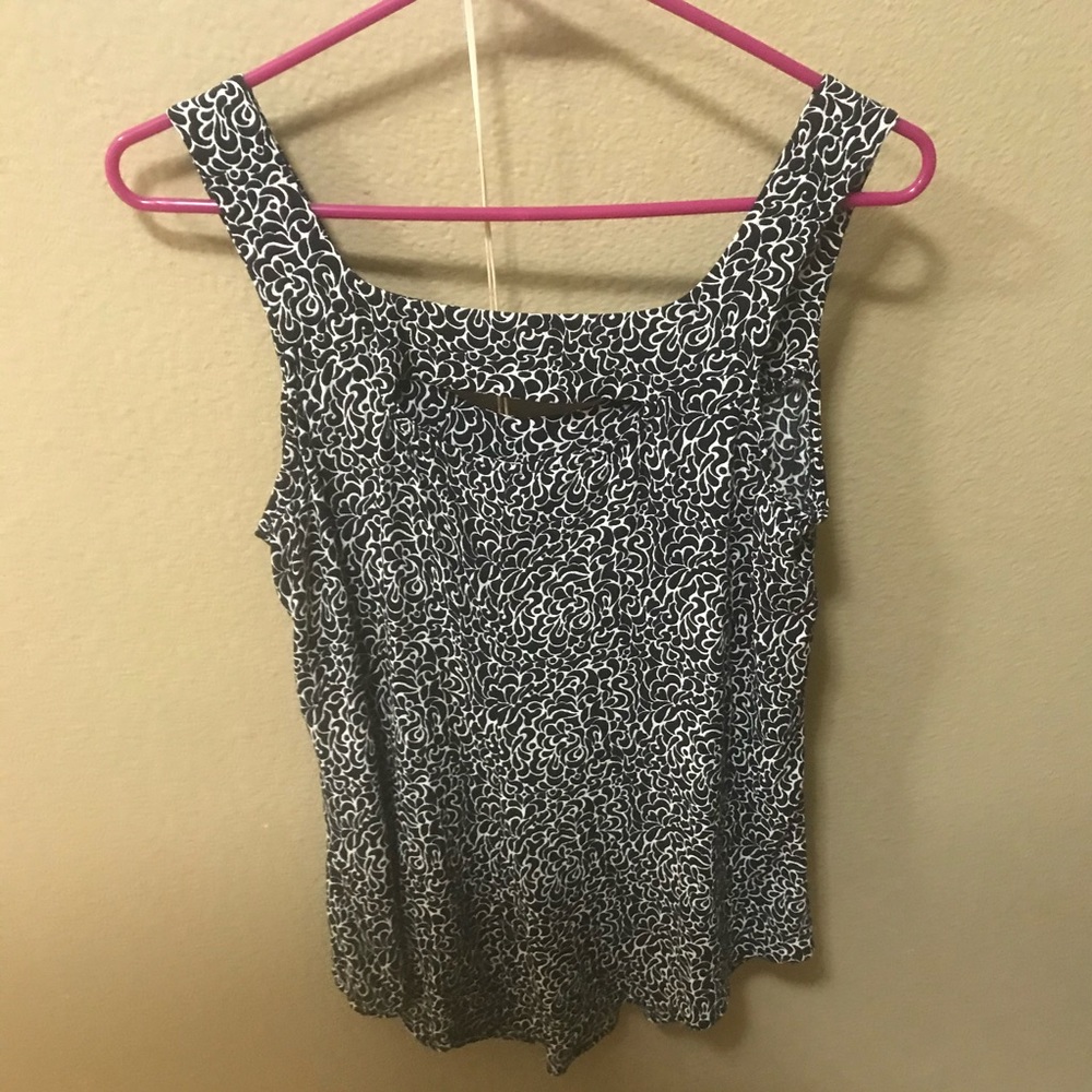 Women’s black and white Sleeveless top Small